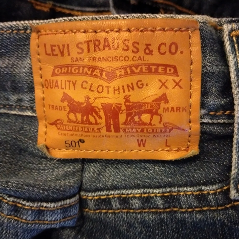 Levi's Blue 501 Straight Classic Denim Jeans - Picture 4 of 4